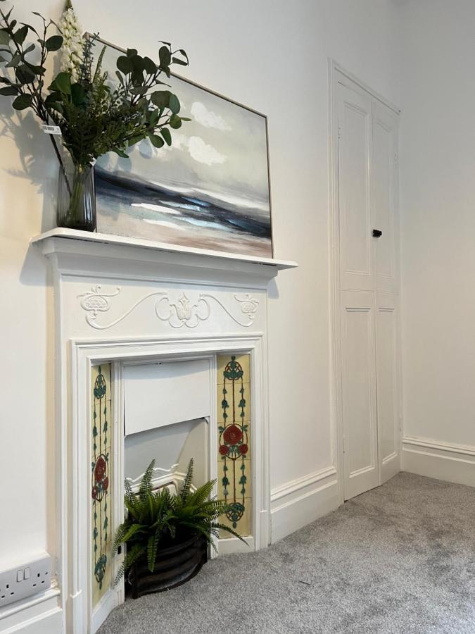 Heathcliff - 5 Bedroom House In Town Centre United Kingdom Buitenkant foto