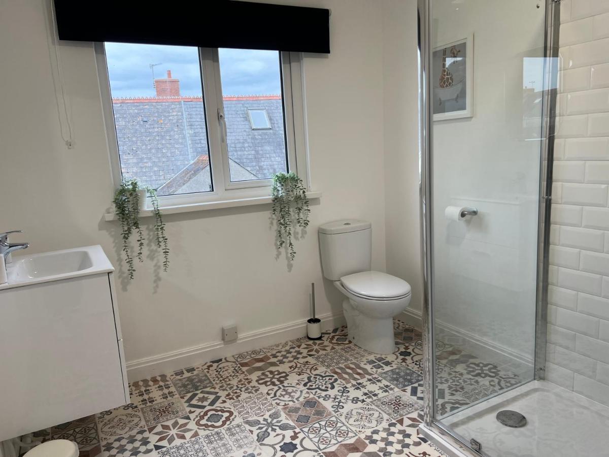 Heathcliff - 5 Bedroom House In Town Centre United Kingdom Buitenkant foto