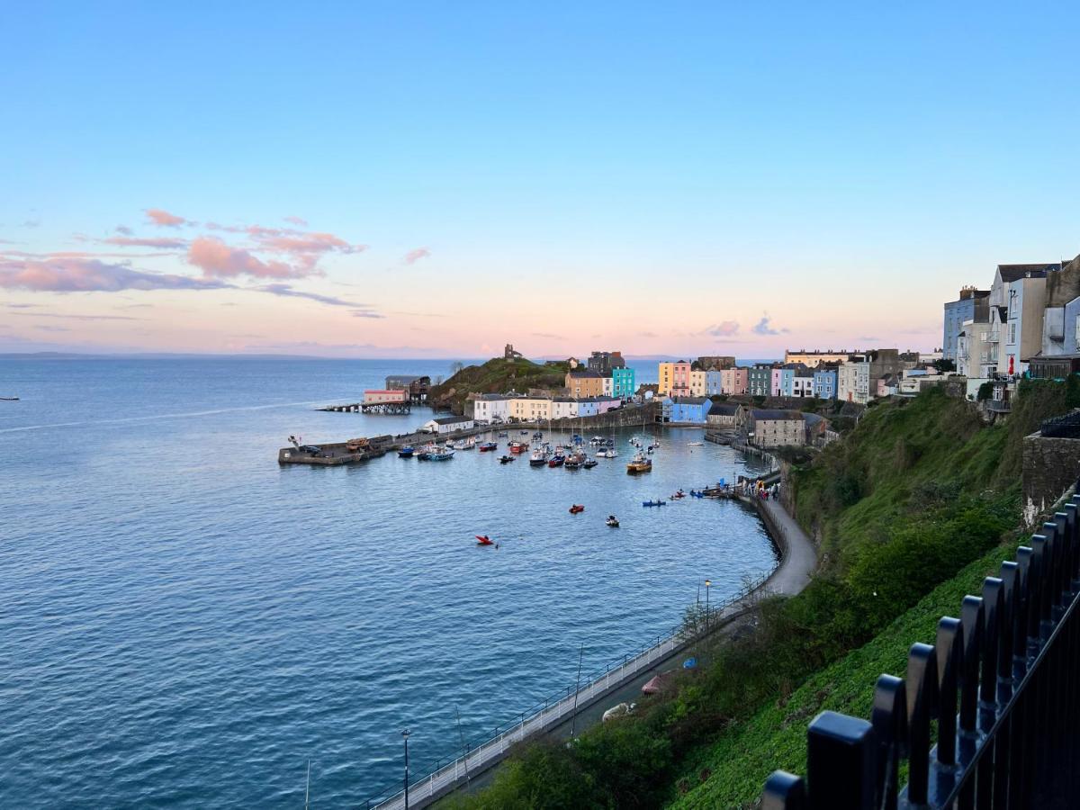 Heathcliff - 5 Bedroom House In Town Centre United Kingdom Buitenkant foto